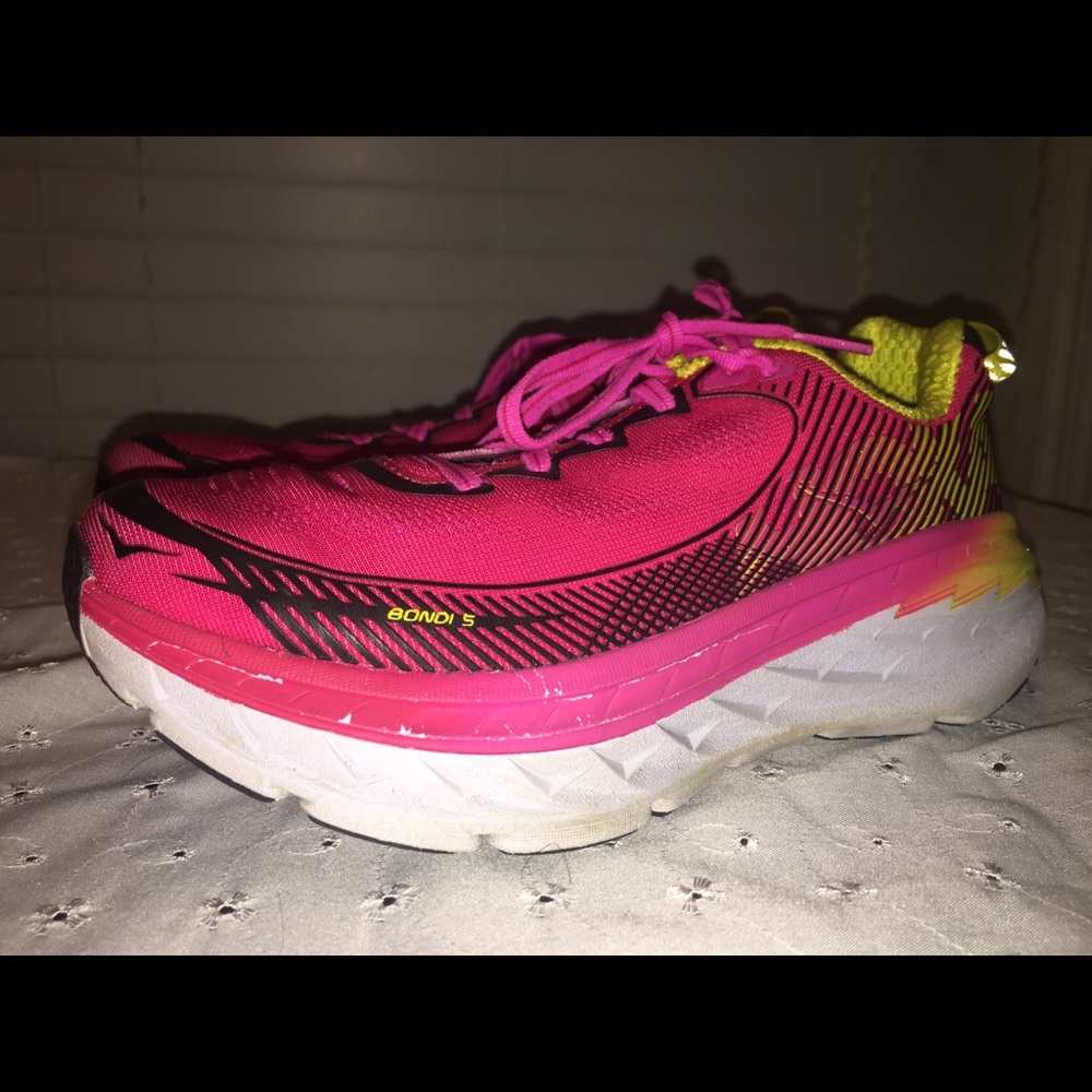 Women's HOKA ONE ONE Bondi 5 Womens Size 6.5
